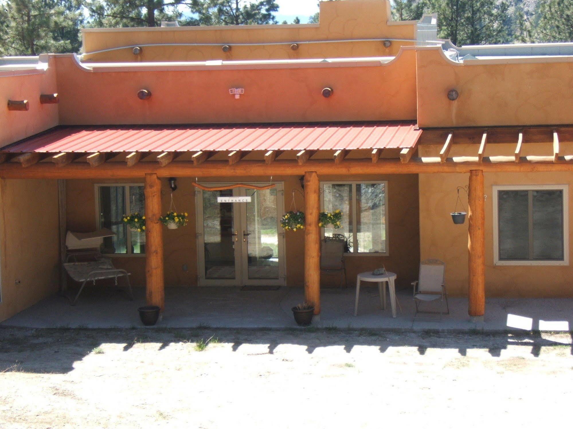 Baergnaescht B&B Osoyoos Exterior foto